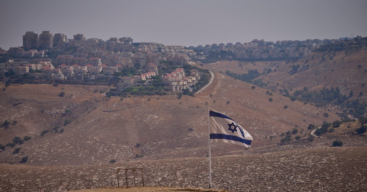 Izrael vrací Británii úder. Zavře její konzulát v Jeruzalémě a zakáže vstup poslancům