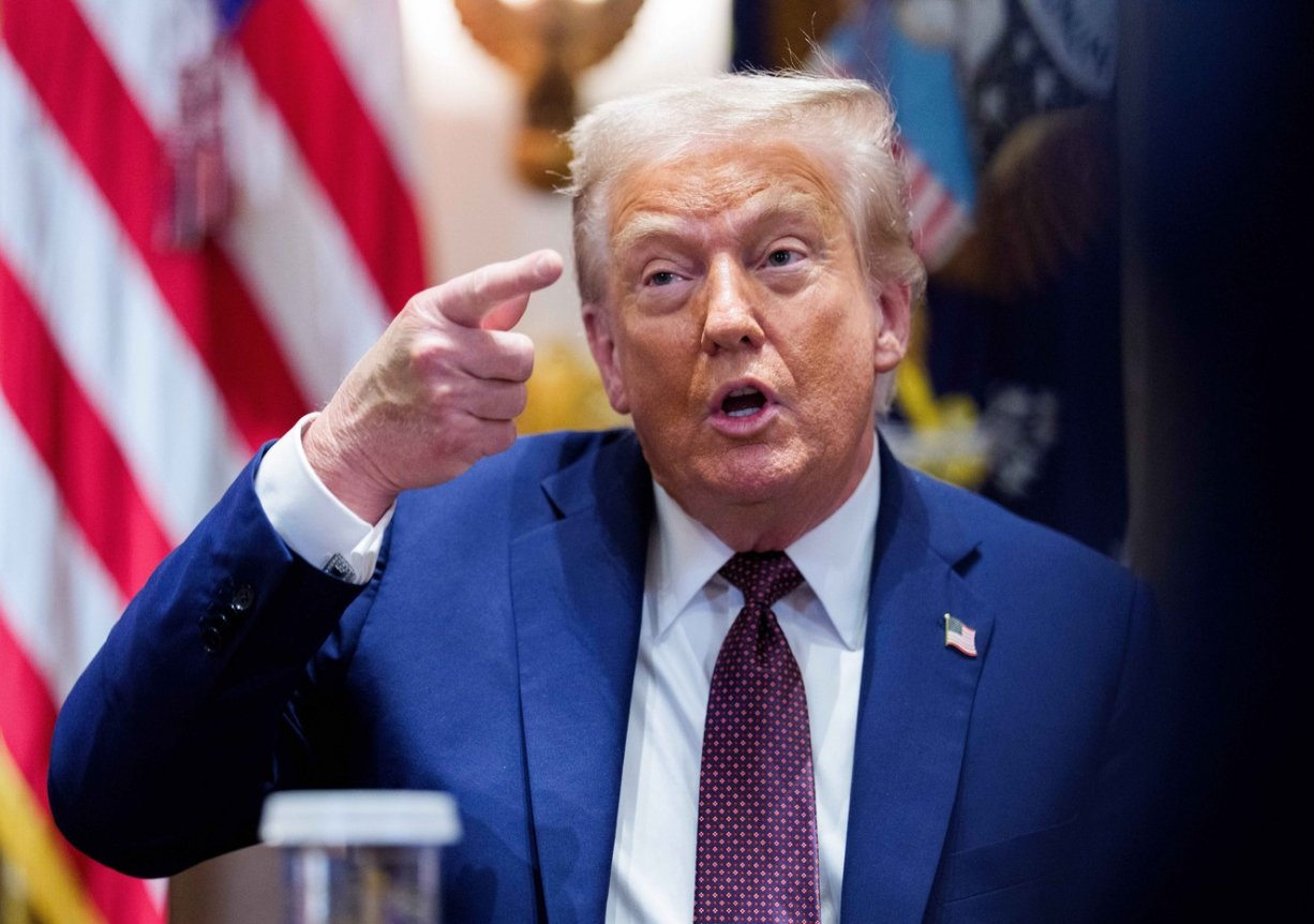 Donald Trump si dál hraje se cly