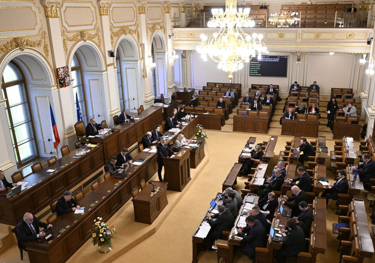 Sněmovna schválila nový zbraňový zákon