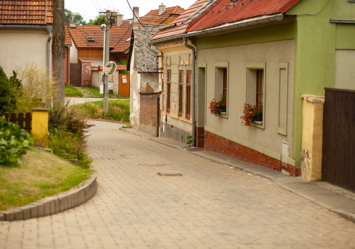 staré domy na vesnici