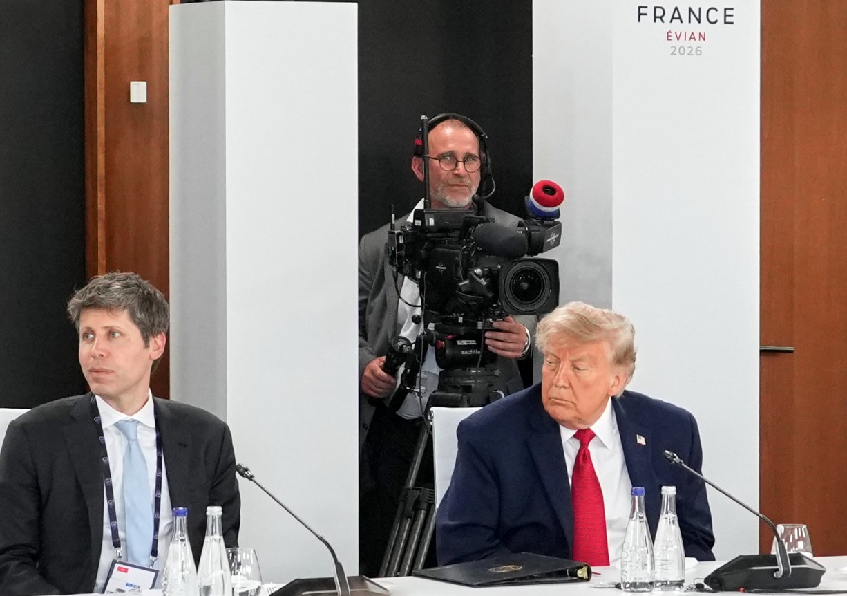 Zakladatel a CEO OpenAI Sam Altman a americký prezident Donald Trump