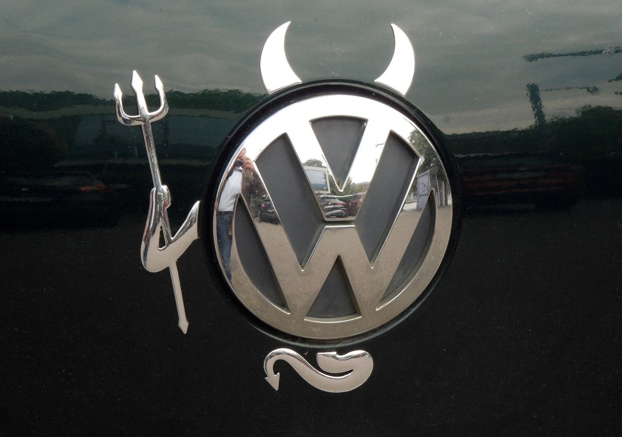 Volkswagen zvažuje část výroby změnit na zbrojní