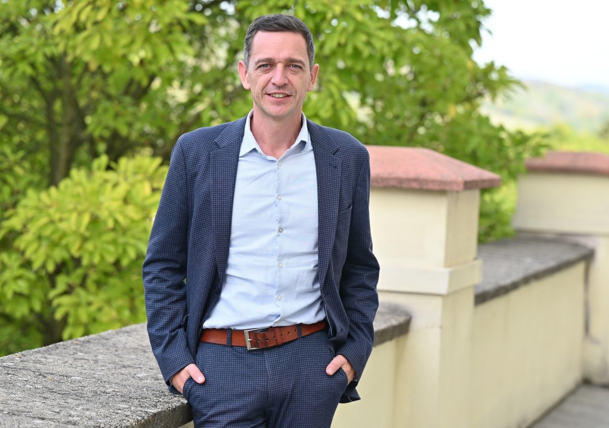 Karel Pučelík:  Ty, hejtmane! Jen politický marketing ti stačit nebude