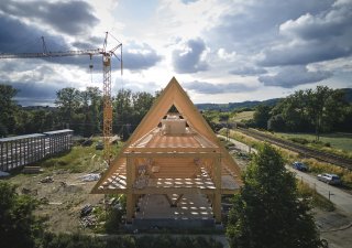 Sídlo společnosti Kloboucká lesní navrhli architekti ze studia Mjölk.