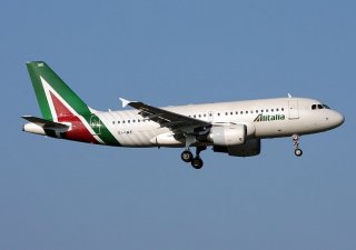 Evropská komise nařídila Itálii, aby vymohla 400 milionů eur (9,5 miliardy korun), které v roce 2019 poskytla jako pomoc letecké společnosti Alitalia.
