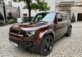 Land Rover Defender 110 D300