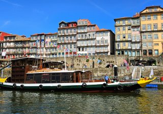 Porto - nábřeží Cais Da Ribeira