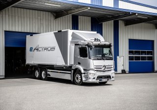 Daimler, Traton a Volvo dají společně 500 milionů eur na výstavbu dobíjecích stanic pro elektrické nákladní auta a autobusy. Ilustrační foto.