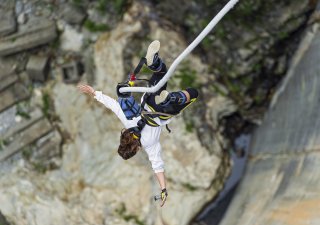 Bungee jumping, ilustrační foto