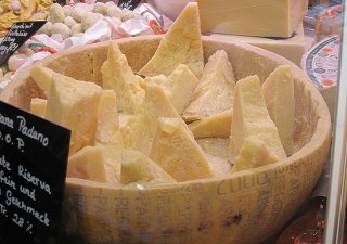 Parmiggiano Regiano, sýr parmazán