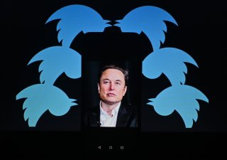 Mezi nové funkce, které má brzy představit sociální síť Twitter, bude patřit možnost hovorů a videohovorů a zasílání šifrovaných zpráv, uvedl šéf Twitteru Elon Musk.