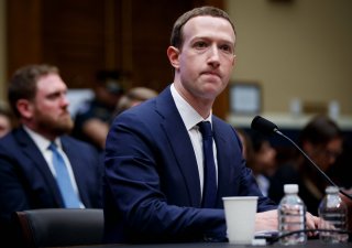 Zuckerbergově Meta Platforms hrozí v EU rekordní pokuta za využití dat z Facebooku