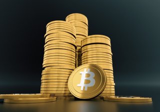 Bitcoin zase roste na ceně. Vyplatí se do něj investovat?