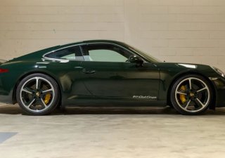 Porsche 911 z nejvzácnější výroční série jde do dražby. Ani deset milionů nemusí stačit