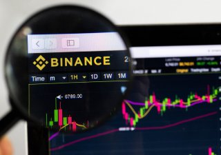 Investoři za den vybrali z kryptoměnové burzy Binance 956 milionů dolarů