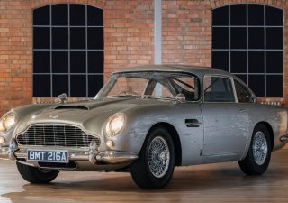 Aston Martin Jamese Bonda z filmu Není čas zemřít z roku 2021