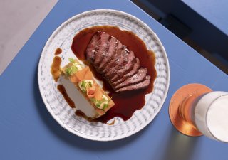 Takto vaří Automatu Matuška na náměstí Jiřího z Poděbrad.