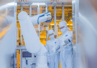 Bosch zprovoznil poblíž Drážďan továrnu na čipy. Investoval do ní miliardu eur.