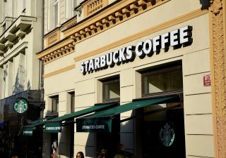 Starbucks v Praze na Václavském náměstí