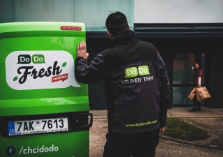 Křetínský a Tkáč investují 1,5 miliardy do logistického start-upu DoDo