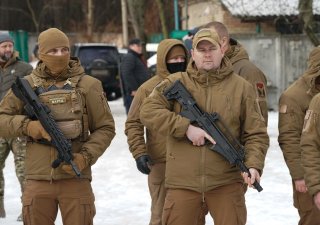 Ukrajinští veteráni se připravují na invazi Ruska.