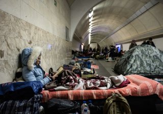 Metro v Kyjevě slouží obyvatelům města jako nouzový kryt