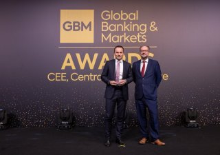 Czechoslovak Group (CSG) získala dvě prestižní ocenění v oblasti korporátního financování