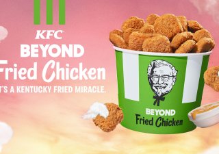 Takhle vypadá spolupráce KFC a společnosti Beyond Meat na nabídce kuřete vyrobeného na rostlinné bázi.