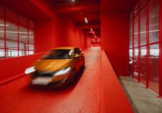Společnost Louda Auto spouští e-shop, v němž mohou zákazníci objednat konkrétní nový vůz, vyřešit pojištění a zvolit způsob převzetí
