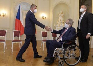 Prezident Miloš Zeman a premiér Andrej Babiš (ANO)