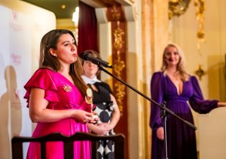Hlavní vítězkou Women Changing the World Awardsse stala slovenská diplomatka Alexandra Janečková