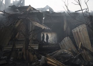 Raketou, jež zasáhla Polsko, se asi Ukrajina snažila sestřelit ruskou střelu