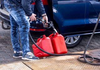 Ceny pohonných hmot jsou stále vysoké