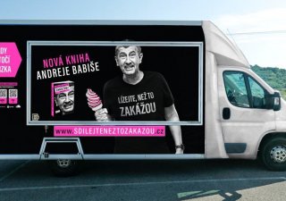 Stánek se zmrzlinou Andreje Babiše