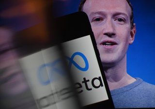 Alespoň jednu z aplikací Mety používají čtyři miliardy lidí. Zisk Zuckerbergova impéria utěšeně stoupá