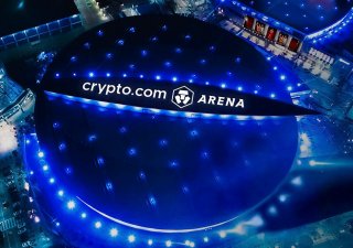 Crypto.com Arena je multifunkční aréna v americkém městě Los Angeles.