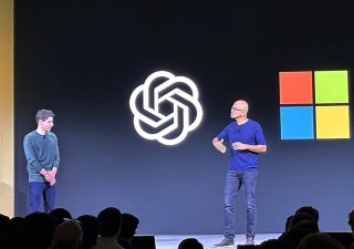 Sam Altman z OpenAI na tiskové konferenci Microsoftu