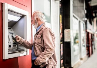Průměrný starobní důchod v Česku letos v červnu dosáhl 21 803 korun měsíčně