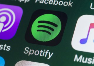 Trh předplatitelských hudebních streamovacích služeb roste, lídrem je Spotify