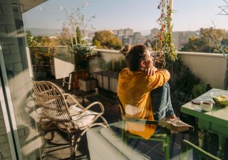 Češi žijí radši sami. Podíl početnějších rodin klesá