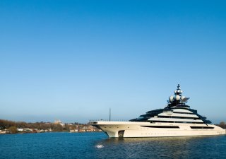 Druhý nejbohatší Rus, Alexej Mordašov, jenž se momentálně plaví na jachtě Nord za 11 miliard korun kolem Seychel