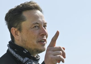 Twitter, který vlastní Elon Musk, zrušil účet sledující jeho soukromé letadlo.