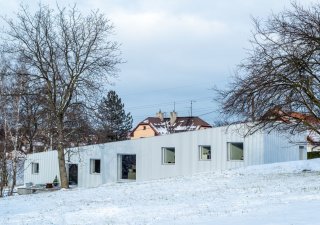 Rodinný dům v Radvanicích je jedním z nominovaných projektů České ceny za architekturu.