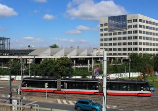 Nedostavěné Centrum Palmovka u stejnojmenné křižovatky v pražské Libni 15.7.2022. Nedostavěná budova, kde měla sídlit radnice Prahy 8, bude dostavěna a měla by se do ní přestěhovat agentura Evropské unie pro vesmírný program EUSPA - European Union Agency For The Space Programme.