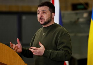 Ukrajinský prezident Zelenskyj čínský mírový plán nezatracuje.