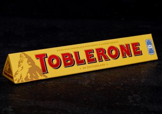 švýcarská čokoláda Toblerone brzy nebude mít na svém obalu Matterhorn