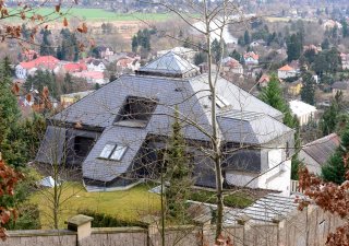 Krejčířova vila v Černošicích je opět na prodej