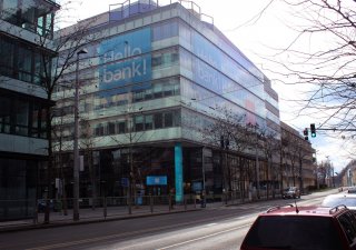 Hello bank! utlumuje aktivity v ČR