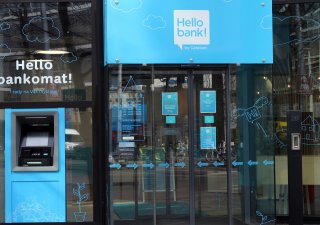 Matka České spořitelny jedná o koupi Hello Bank!