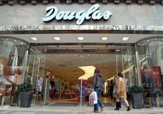 Německý řetězec parfumerií Douglas plánuje vstup na burzu